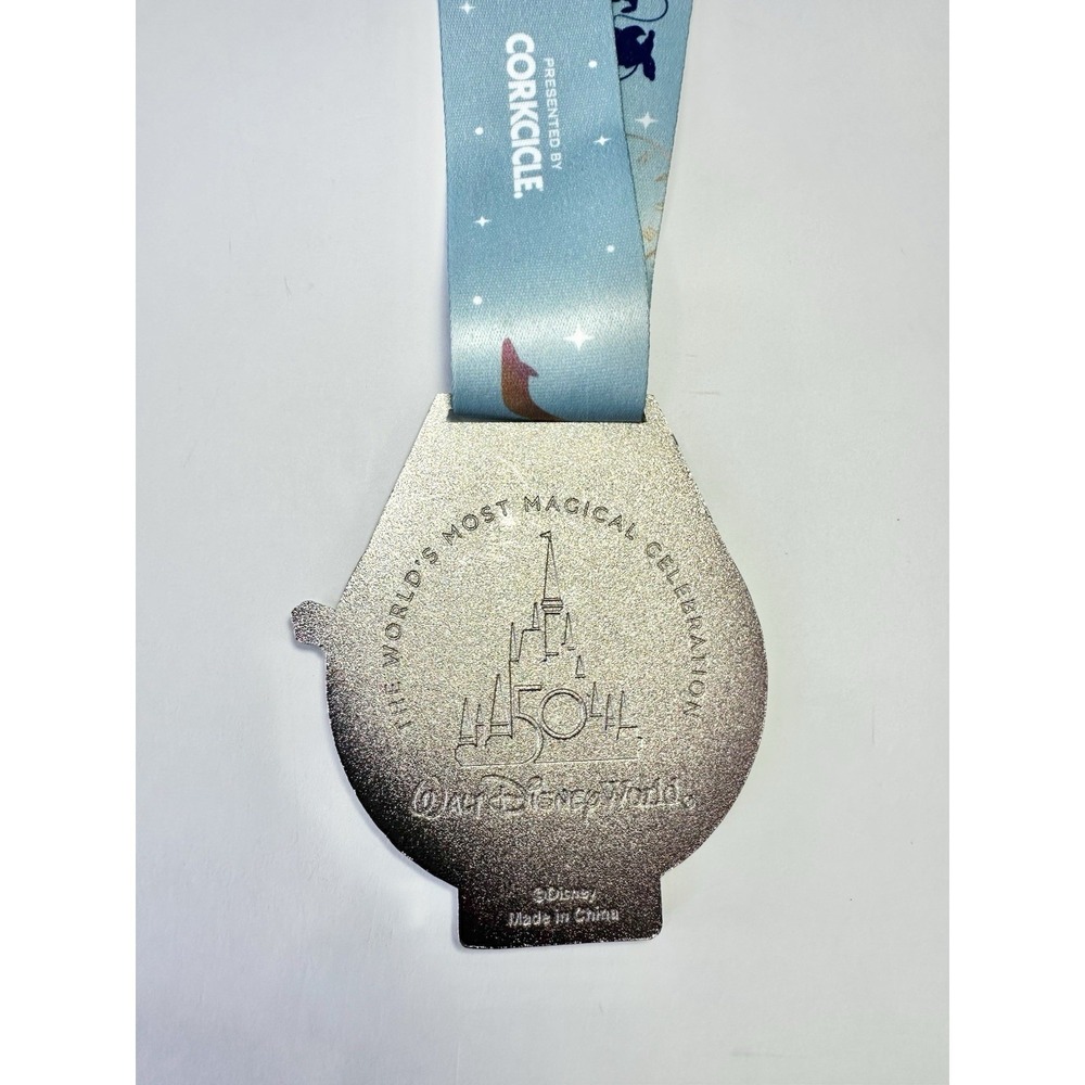 2022 runDinsey Walt Disney World Princess Weekend 5k Cinderella Medal - Picture 4 of 4